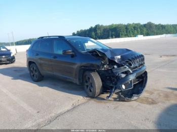 Salvage Jeep Cherokee