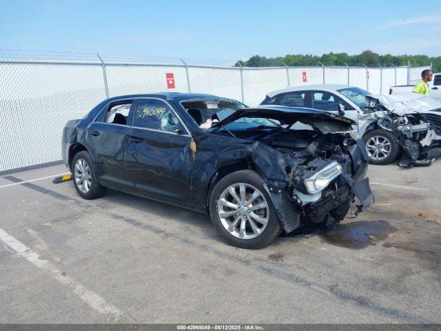  Salvage Chrysler 300