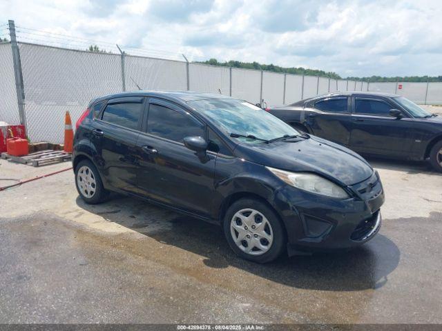  Salvage Ford Fiesta