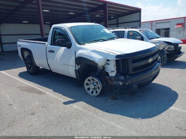  Salvage Chevrolet Silverado 1500