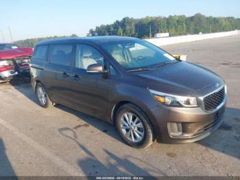  Salvage Kia Sedona
