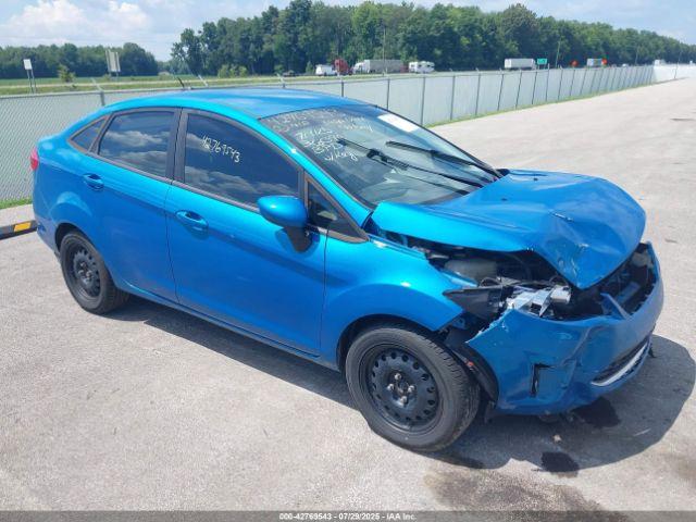  Salvage Ford Fiesta