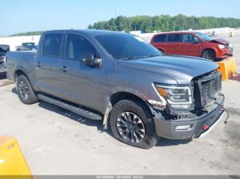  Salvage Nissan Titan