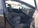Toyota Camry Le Image 6