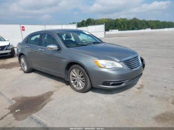  Salvage Chrysler 200