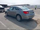 Chrysler 200 Limited Image 10