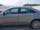 Chrysler 200 Limited Image 7
