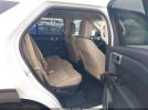 Ford Explorer Image 9