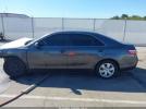 Toyota Camry Le Image 2