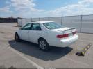 Toyota Camry Le Image 5