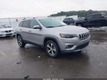  Salvage Jeep Cherokee