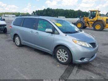  Salvage Toyota Sienna