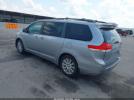 Toyota Sienna Le 7 Passenger Image 3
