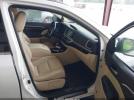 Toyota Highlander Limited V6 Image 8
