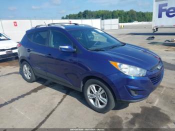  Salvage Hyundai TUCSON