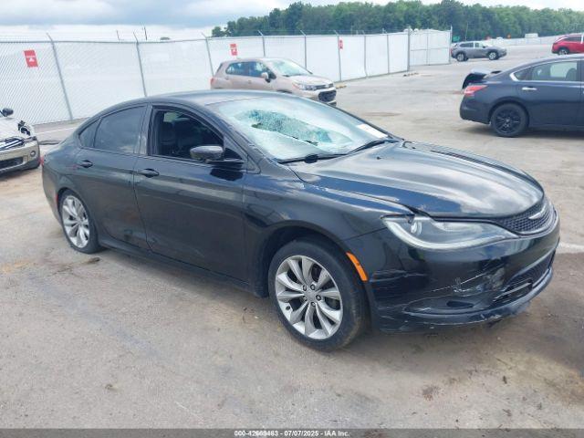  Salvage Chrysler 200