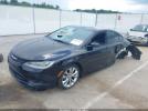 Chrysler 200 S Image 2