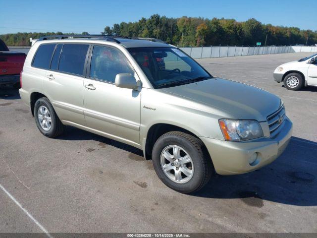  Salvage Toyota Highlander