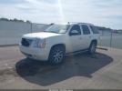 GMC Yukon Denali Image 14