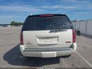 GMC Yukon Denali Image 9