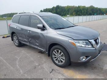  Salvage Nissan Pathfinder