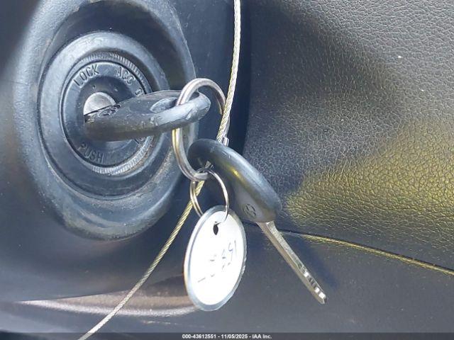 Hyundai ELANTRA Limited Image 4