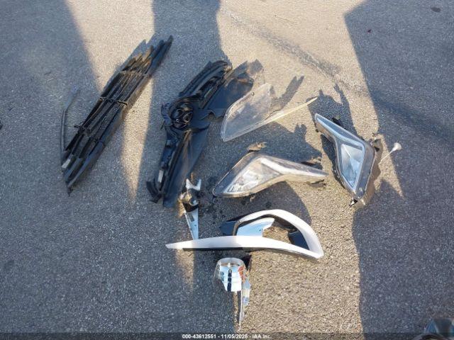 Hyundai ELANTRA Limited Image 16