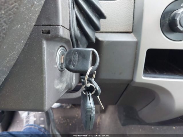 Ford F-150 Xlt Image 17