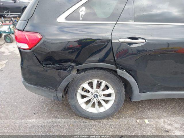 Kia Sorento 3.3l Lx Image 3