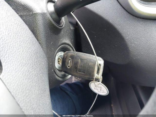 Kia Sorento 3.3l Lx Image 10