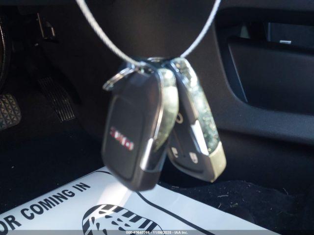 GMC Terrain Awd At4 Image 5