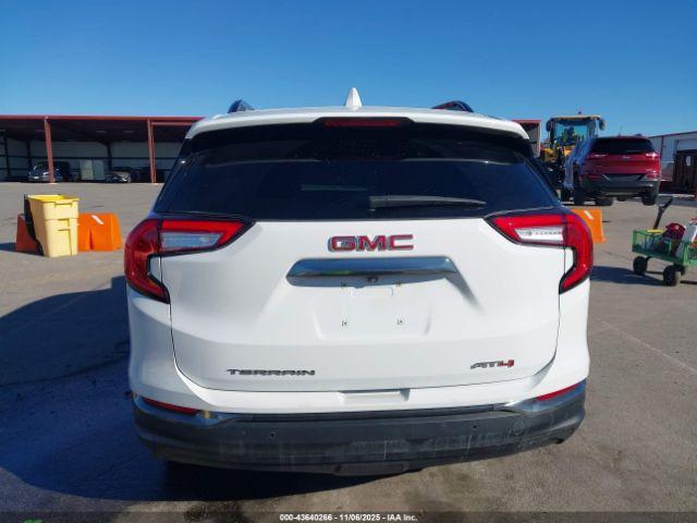 GMC Terrain Awd At4 Image 10