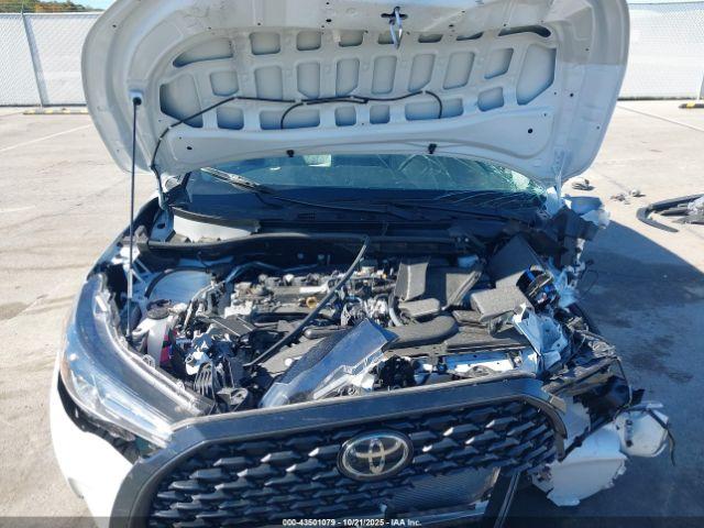 Toyota Corolla Le Image 15