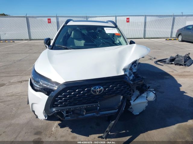 Toyota Corolla Le Image 17