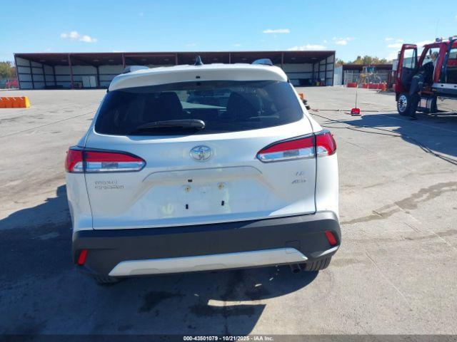 Toyota Corolla Le Image 18