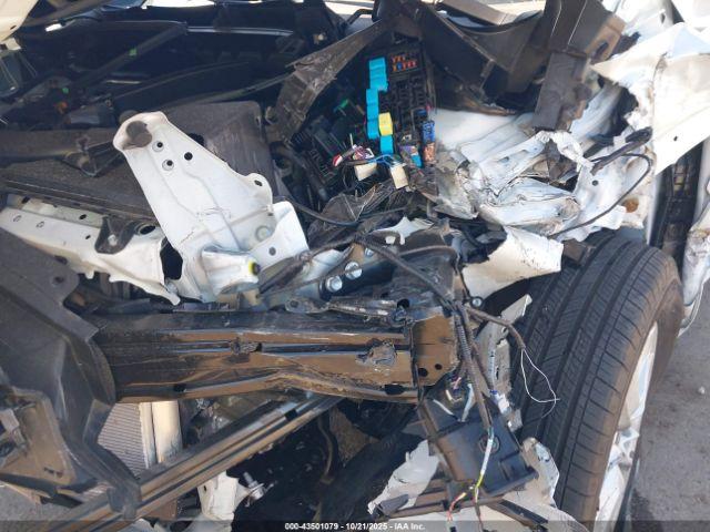 Toyota Corolla Le Image 4