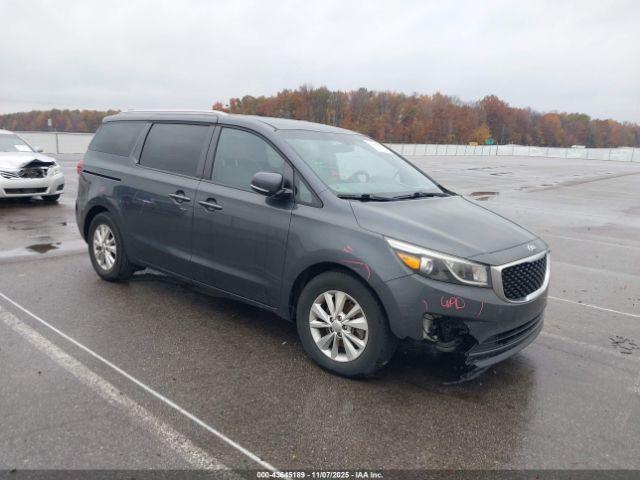  Salvage Kia Sedona