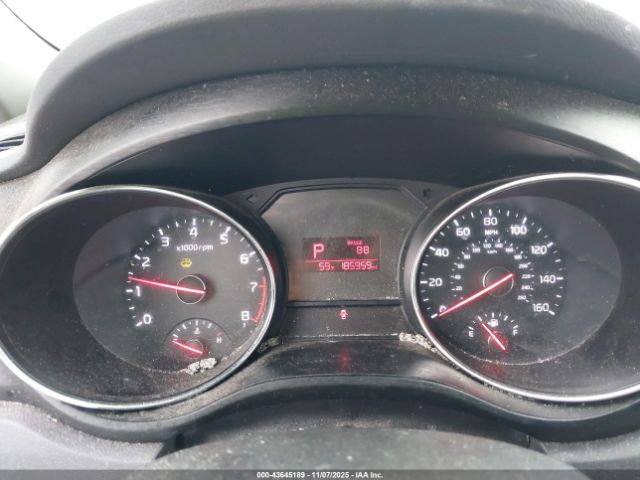 Kia Sedona Lx Image 3