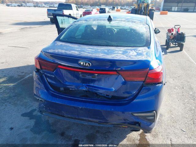 Kia Forte Lxs Image 6