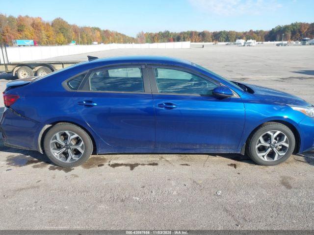 Kia Forte Lxs Image 12