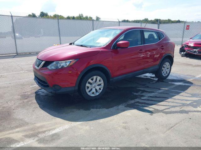 Nissan Rogue S Image 9