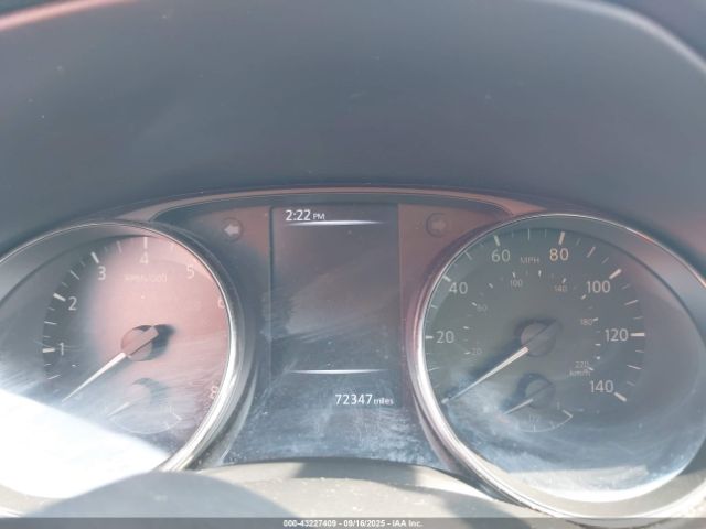 Nissan Rogue S Image 2