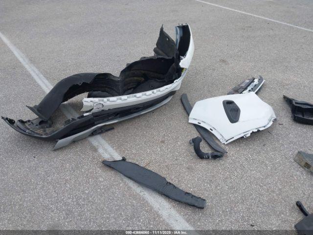 Ford Escape Active Image 17