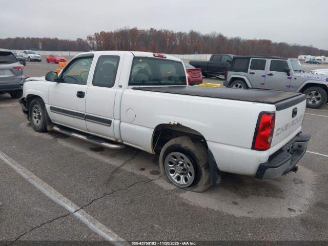 Chevrolet Silverado 1500 Image 15