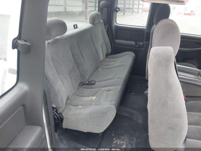 Chevrolet Silverado 1500 Image 14