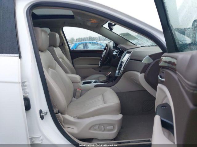 Cadillac SRX Luxury Collection Image 3