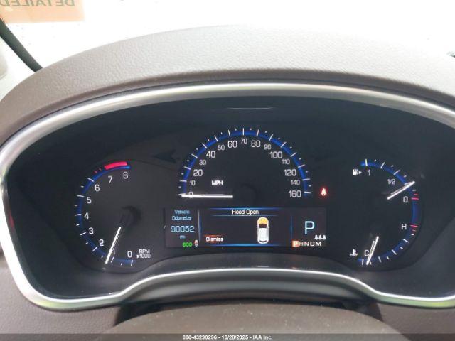 Cadillac SRX Luxury Collection Image 12