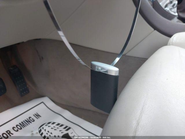 Cadillac SRX Luxury Collection Image 7