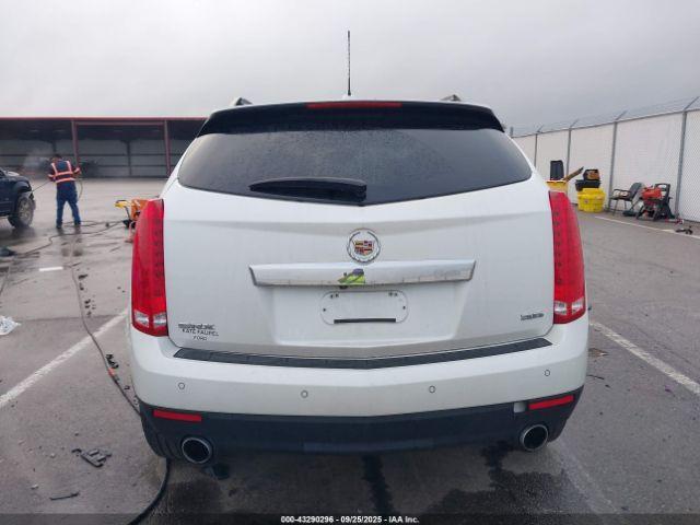 Cadillac SRX Luxury Collection Image 10