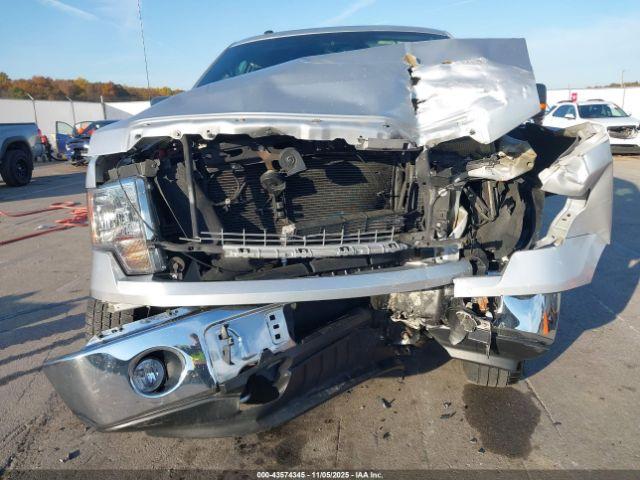 Ford F-150 Xlt Image 13